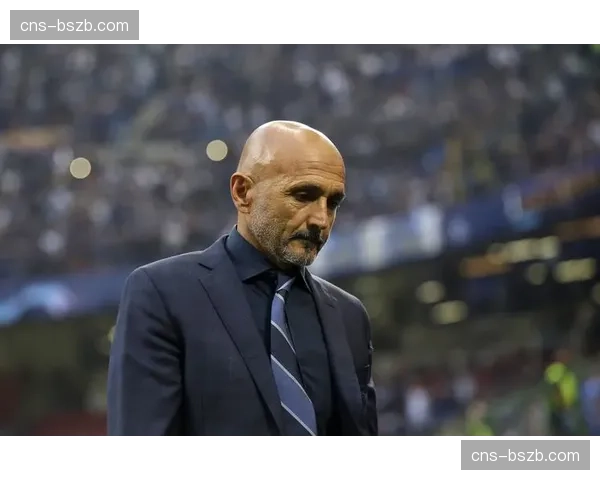 通讯:细节决定成败——记录那不勒斯教练组赛后连夜分析比赛数据的过程 通讯:细节决定成败——记录那不勒斯教练组赛后连夜分析比赛数据的过程