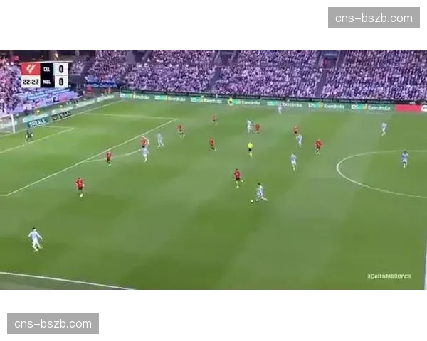 快讯:马略卡对阵阿尔梅里亚比赛中,因球迷投掷杂物中断10分钟