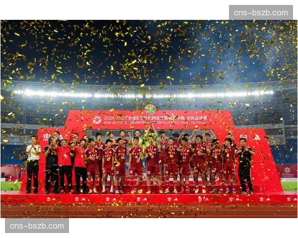 国际足联“足球奖学金”计划启动,资助全球100名青少年球员深造 国际足联“足球奖学金”计划启动,资助全球100名青少年球员深造